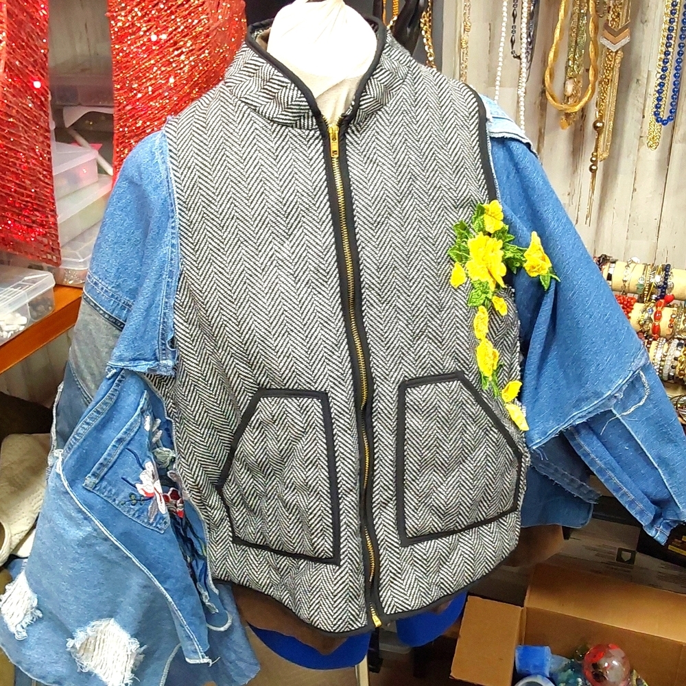 Handmade poncho, made with jean scraps and embroidery pieces.Large to xx large